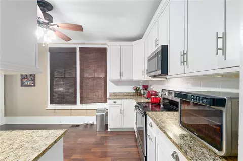 Kitchen - 721 SE 5th St, Ocala, FL 34471 photo 5 of 6