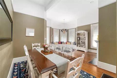 Dining - 721 SE 5th St, Ocala, FL 34471 photo 3 of 3