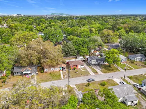 3347 Sylvia St, Jacksonville, FL 32207