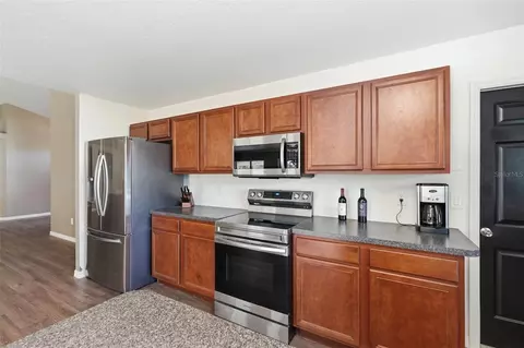 Kitchen - 42 Sunrise Dr, Ocala, FL 34472 photo 3 of 6