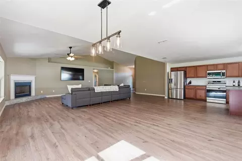 Living - 42 Sunrise Dr, Ocala, FL 34472 photo 6 of 7