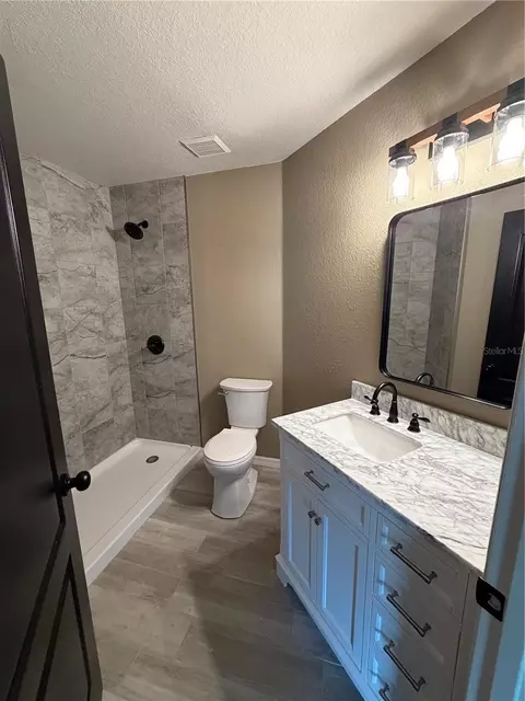 Bath - 42 Sunrise Dr, Ocala, FL 34472 photo 5 of 6