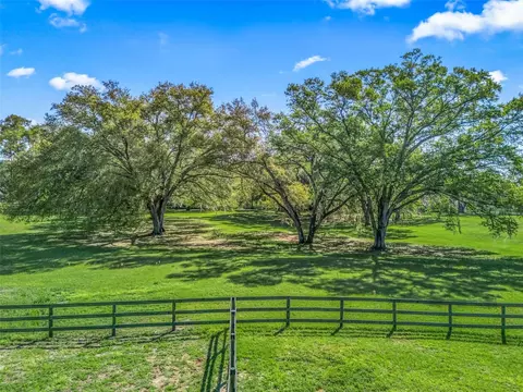 2 Carry Back Rd, Ocala, FL 34482