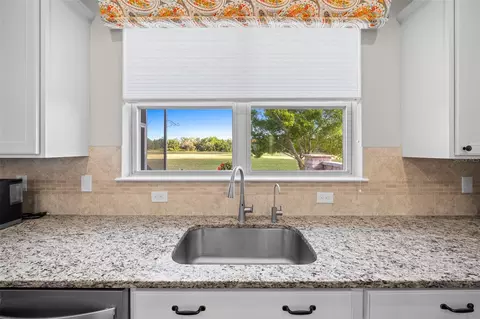 Kitchen - 9637 SW 63rd Loop, Ocala, FL 34481 photo 3 of 5