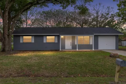 1912 NE 52nd St, Ocala, FL 34479