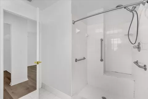 Bath - 6359 SW 117th Loop, Ocala, FL 34476 photo 4 of 4