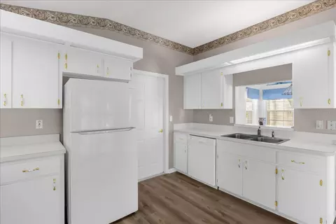 Kitchen - 6359 SW 117th Loop, Ocala, FL 34476 photo 1 of 3