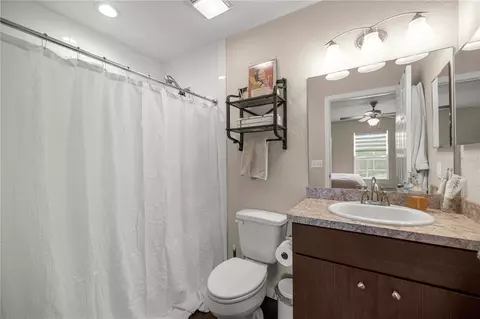 Bath - 6 Laurel Pass Ct, Ocala, FL 34480 photo 1 of 2