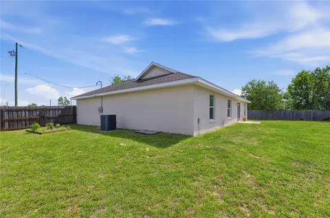 Exterior - 6 Laurel Pass Ct, Ocala, FL 34480 photo 3 of 7