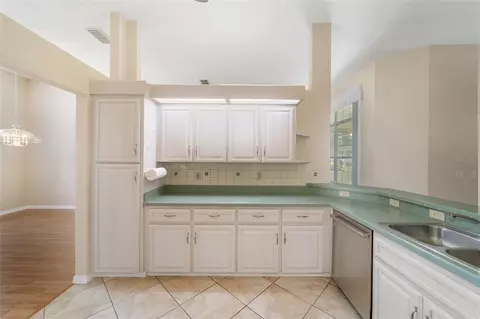 Kitchen - 6541 SW 111th Loop, Ocala, FL 34476 photo 3 of 5
