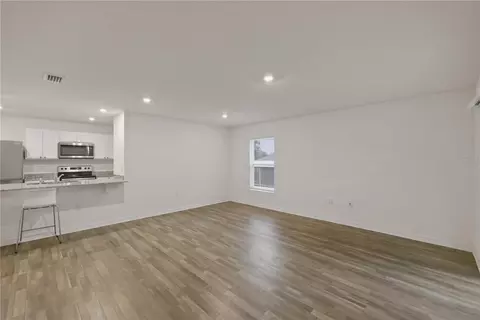Living - 260 Emerald Rd, Ocala, FL 34472 photo 2 of 4