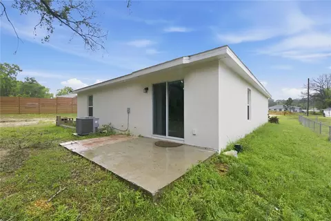 Exterior - 260 Emerald Rd, Ocala, FL 34472 photo 3 of 3