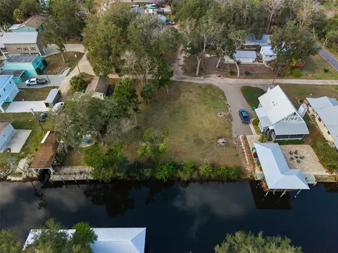 5799 S Kingdom Ter, Homosassa, FL 34448