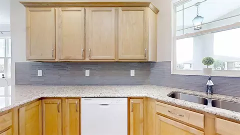 Kitchen - 7935 SW 89th Ter, Ocala, FL 34481 photo 4 of 7
