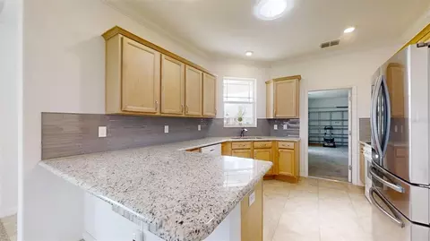 Kitchen - 7935 SW 89th Ter, Ocala, FL 34481 photo 2 of 7