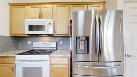 Kitchen - 7935 SW 89th Ter, Ocala, FL 34481 photo 6 of 7