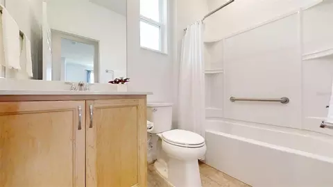 Bath - 7935 SW 89th Ter, Ocala, FL 34481 photo 1 of 4
