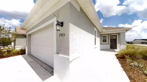 Exterior - 7935 SW 89th Ter, Ocala, FL 34481 photo 8 of 11