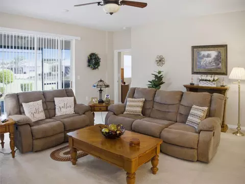 Living - 7903 SW 87th Loop, Ocala, FL 34476 photo 3 of 4