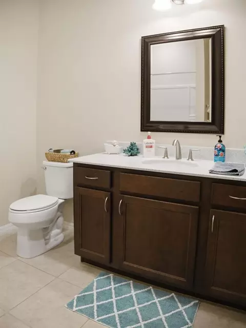 Bath - 7903 SW 87th Loop, Ocala, FL 34476 photo 2 of 8