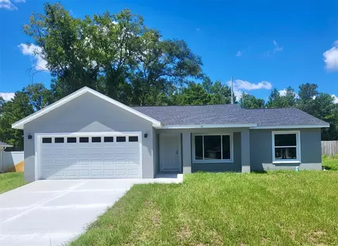 28 Maple Crse, Ocklawaha, FL 32179