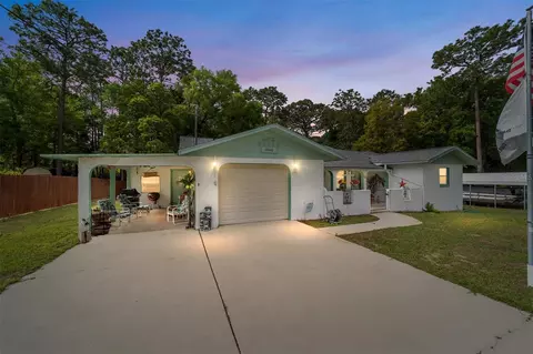 17440 SE 18th St, Silver Springs, FL 34488
