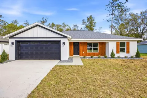2116 W Beach Plum Dr, Citrus Springs, FL 34434
