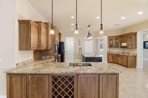 Kitchen - 2125 SE 25th Loop, Ocala, FL 34471 photo 3 of 7