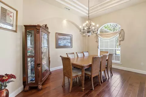 Dining - 2125 SE 25th Loop, Ocala, FL 34471 photo 1 of 2