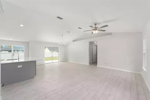 Living - 7 Pine Trace Ter, Ocala, FL 34472 photo 1 of 9