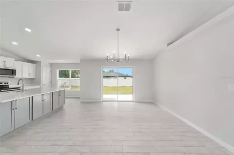 Living - 7 Pine Trace Ter, Ocala, FL 34472 photo 5 of 9