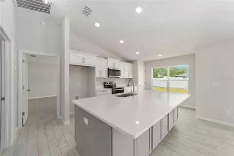 Kitchen - 7 Pine Trace Ter, Ocala, FL 34472 photo 3 of 7