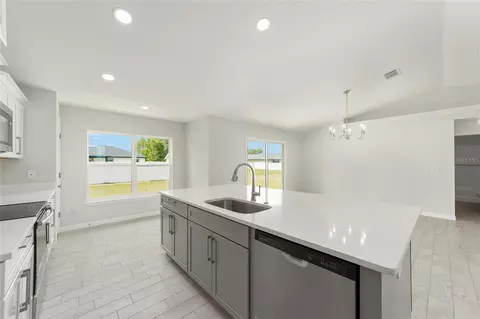 Kitchen - 7 Pine Trace Ter, Ocala, FL 34472 photo 4 of 7
