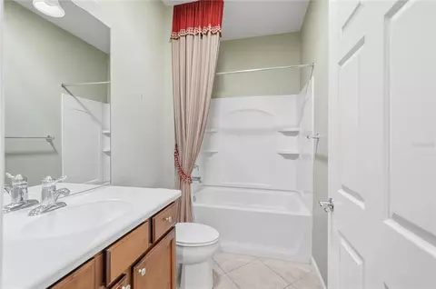 Bath - 9565 SW 70th Loop, Ocala, FL 34481 photo 5 of 5