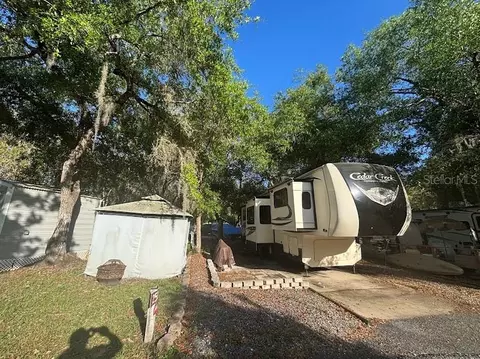 25238 NE 144th St #144, Fort Mc Coy, FL 32134