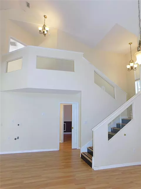Living - 1203 SE 49th Ave, Ocala, FL 34471 photo 6 of 7
