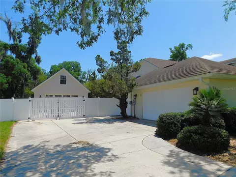 Exterior - 1203 SE 49th Ave, Ocala, FL 34471 photo 3 of 27