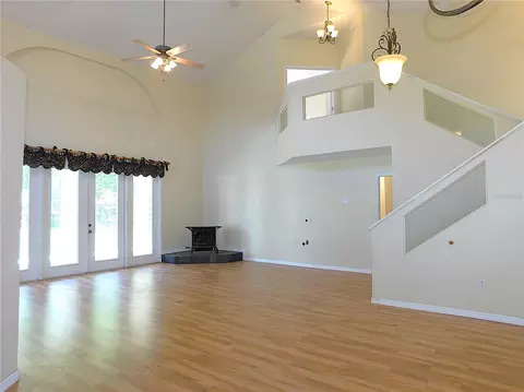 Living - 1203 SE 49th Ave, Ocala, FL 34471 photo 1 of 7