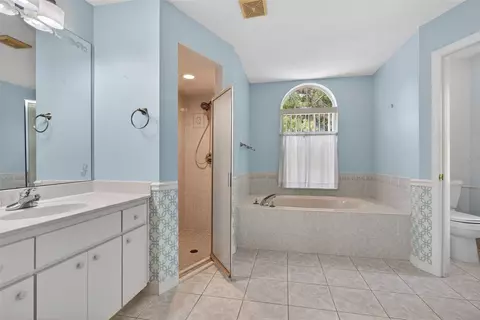Bath - 4043 N Monadnock Rd, Hernando, FL 34442 photo 3 of 3