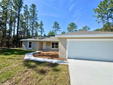 Exterior - 1540 E Artesian Ln, Dunnellon, FL 34434 photo 3 of 3
