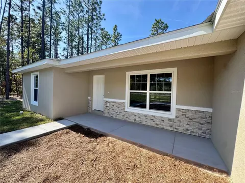Exterior - 1540 E Artesian Ln, Dunnellon, FL 34434 photo 2 of 3