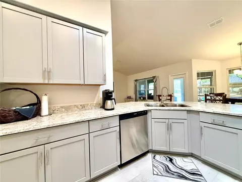 Kitchen - 9832 SW 46th Ct, Ocala, FL 34476 photo 3 of 7