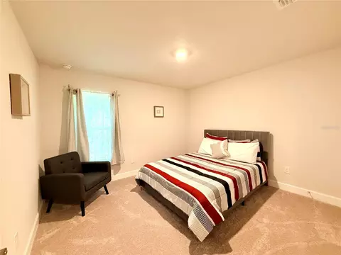 Bedroom - 9832 SW 46th Ct, Ocala, FL 34476 photo 4 of 7