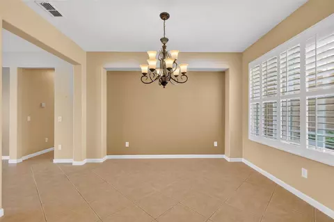 Living - 9455 SW 71st Loop, Ocala, FL 34481 photo 2 of 9
