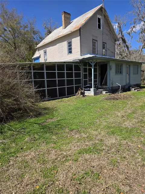 Exterior - 5950 NE Highway 41, Williston, FL 32696 photo 5 of 15