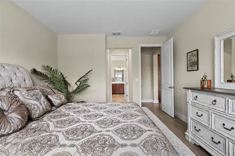 Bedroom - 9694 SW 79th Loop, Ocala, FL 34481 photo 8 of 10
