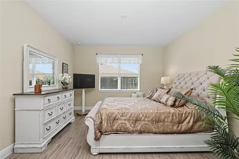Bedroom - 9694 SW 79th Loop, Ocala, FL 34481 photo 6 of 10