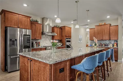 Kitchen - 9694 SW 79th Loop, Ocala, FL 34481 photo 3 of 6
