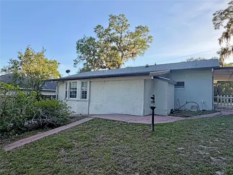 Exterior - 17 Juniper Track Dr, Ocala, FL 34480 photo 6 of 7