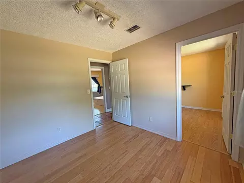 Bedroom - 17 Juniper Track Dr, Ocala, FL 34480 photo 2 of 5